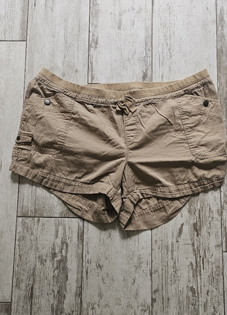 Old Navy Casual Drawstring Cargo Shorts - Tan 22 Plus